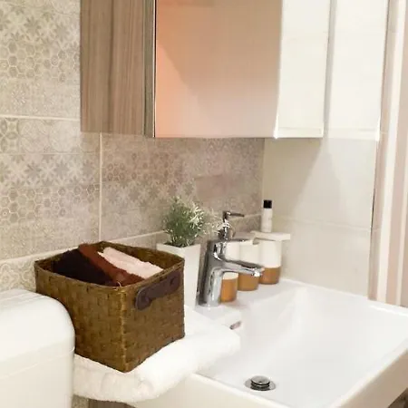 Apartment Colosseum View